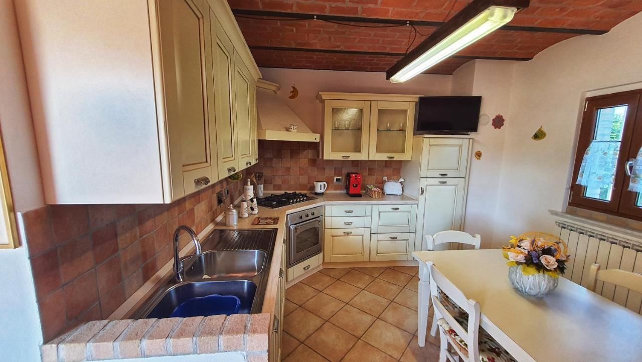Spicchio Di Luna - Casa Vacanze Albiano Magra Exteriér fotografie